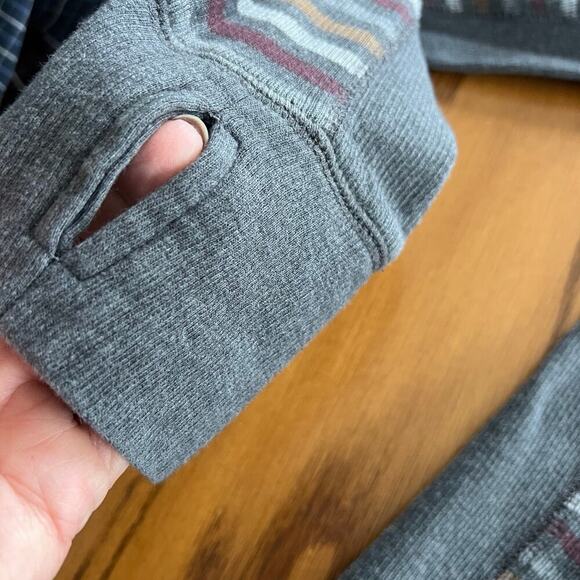 Prana long sleeve stripe Thermal top, men's size XL - Picture 5 of 9